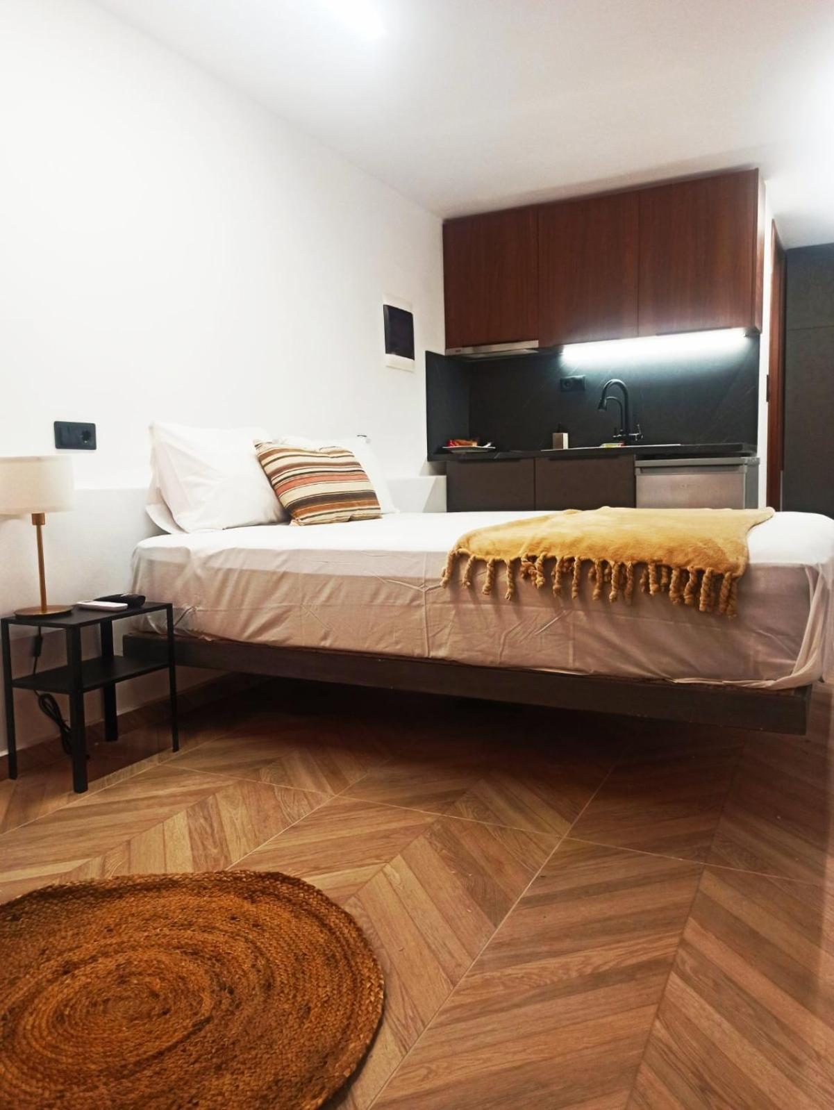Down Town Luxurious Apartments 7 亚历山德鲁波利斯 外观 照片