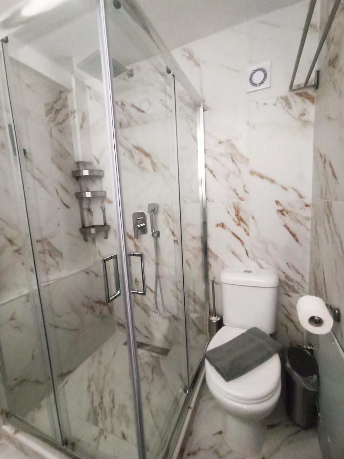 Down Town Luxurious Apartments 7 亚历山德鲁波利斯 外观 照片